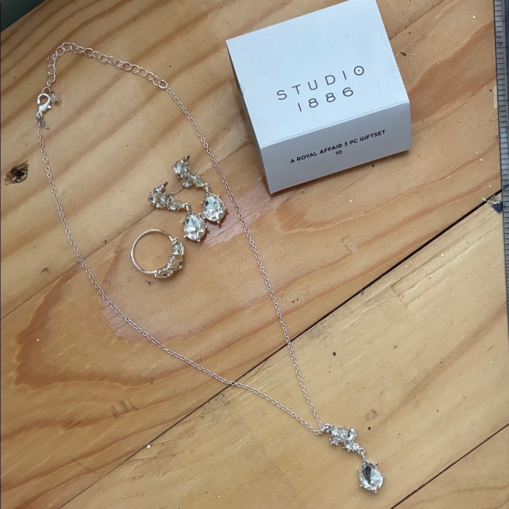 Avon Silver Necklace and Jewelry Set